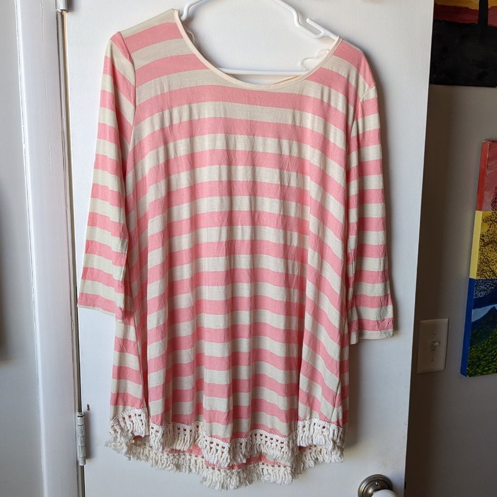 Fantastic Fawn Cream and Pink Striped Top/Blouse Size Small